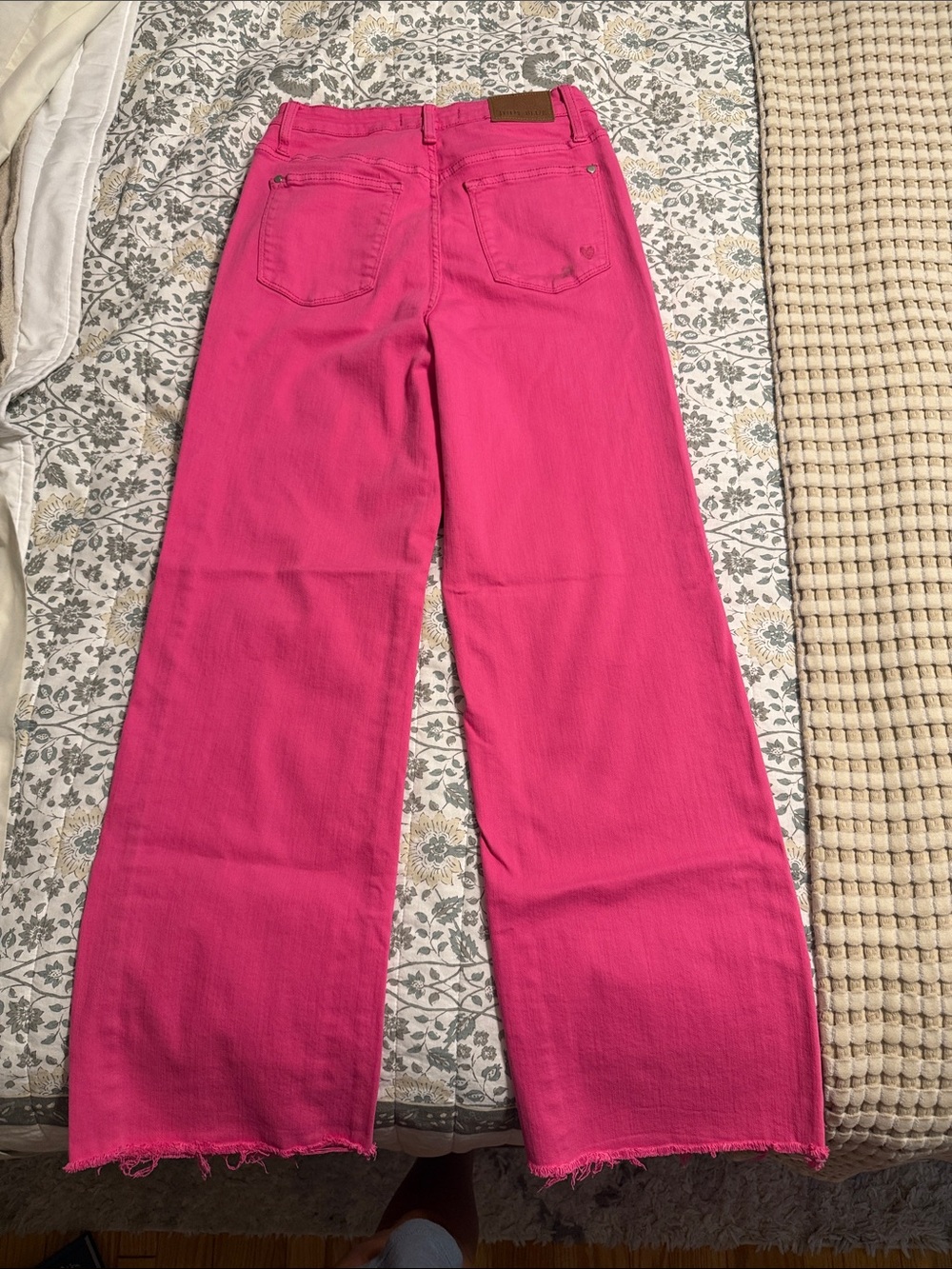 Judy Blue Wide-Leg Frayed Hem Jeans - Picture 2 of 5